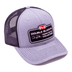 Descripción: Gorra Double Black - Renny Doyle Collection trucker doble negra.